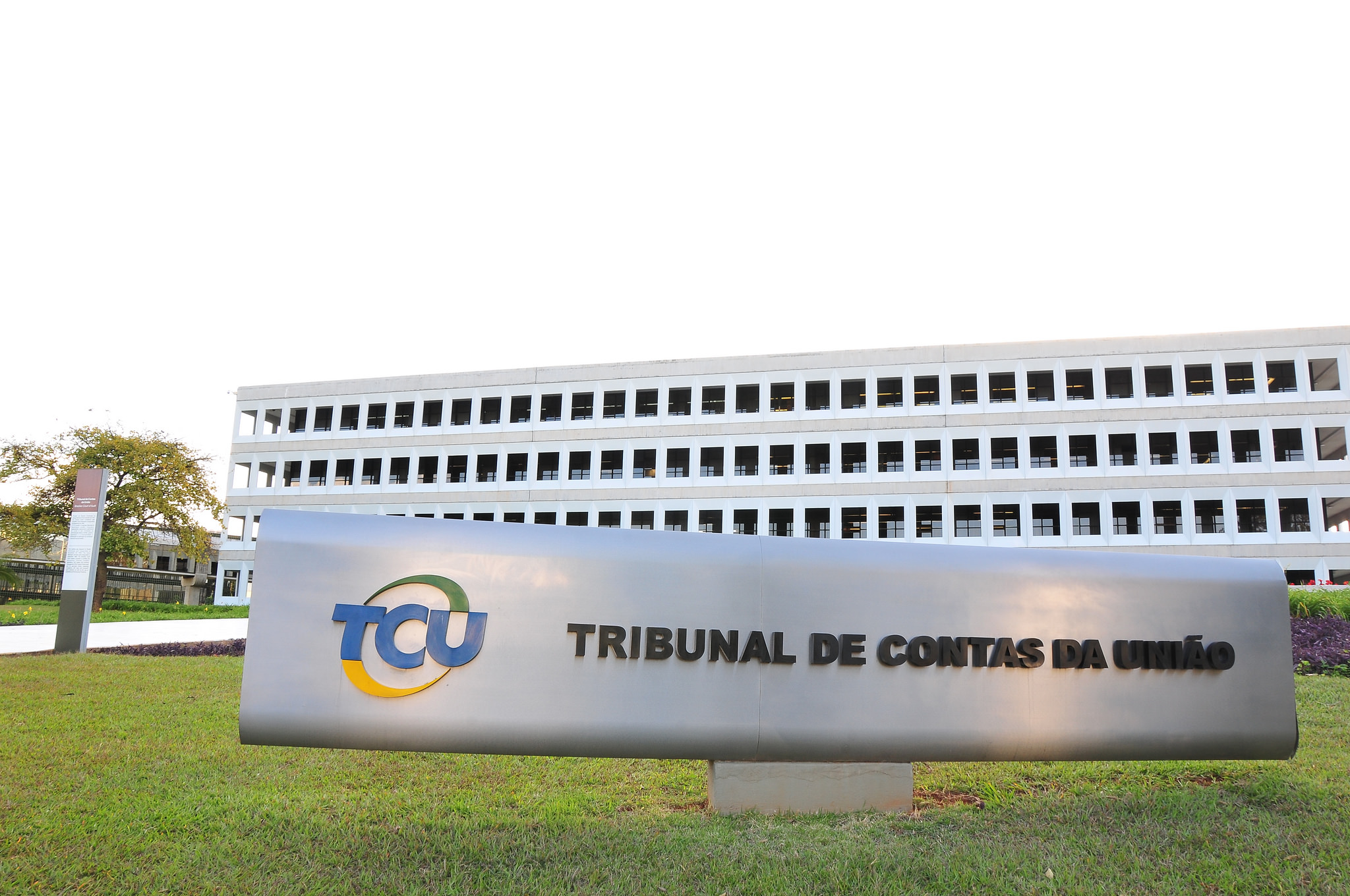 TCU complementa instrução normativa de processos de desestatização TCU complementa instrução normativa de processos de desestatização