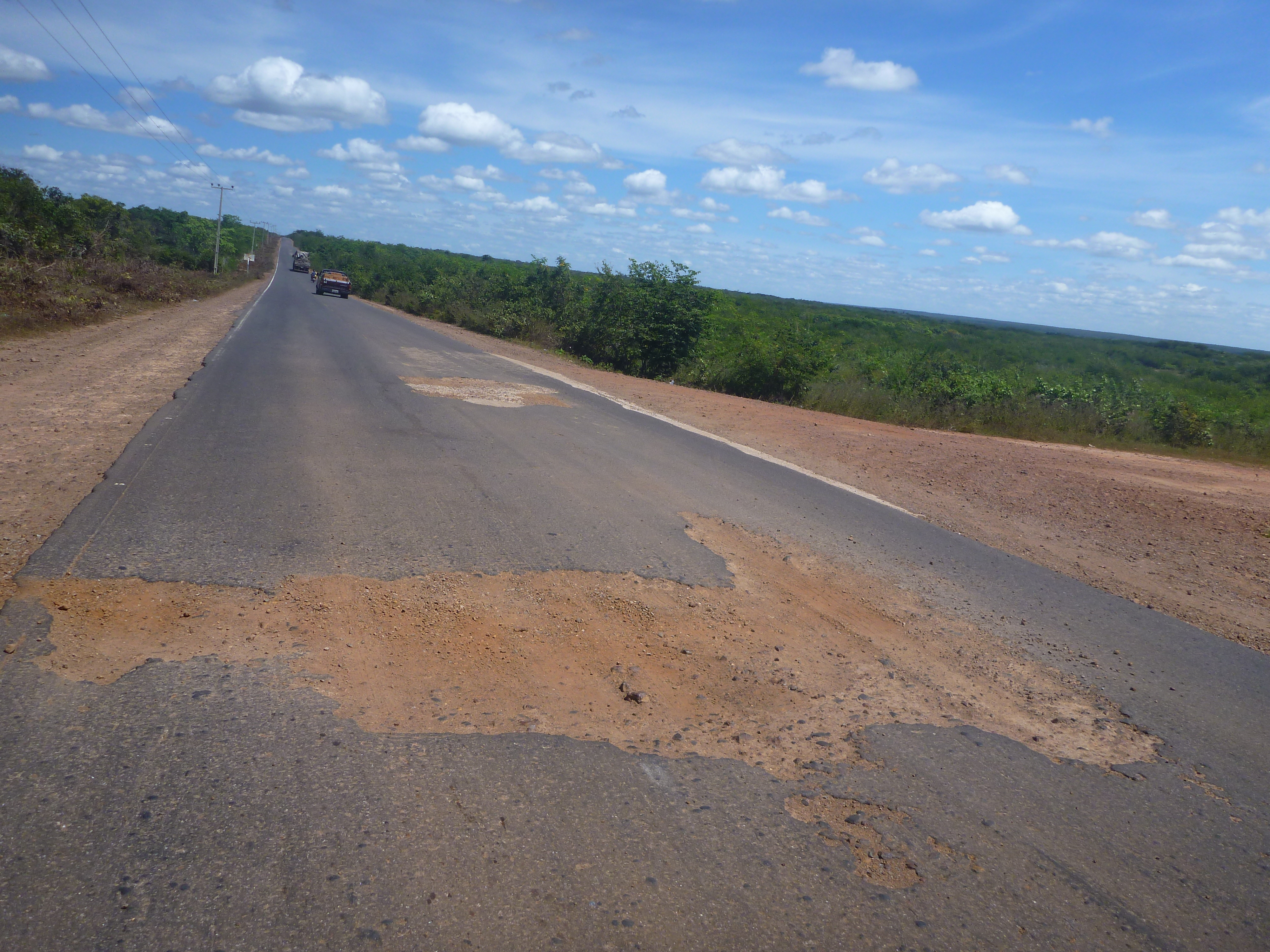 Estado precário das piores rodovias brasileiras é resultado de baixos investimentos, diz CNT
