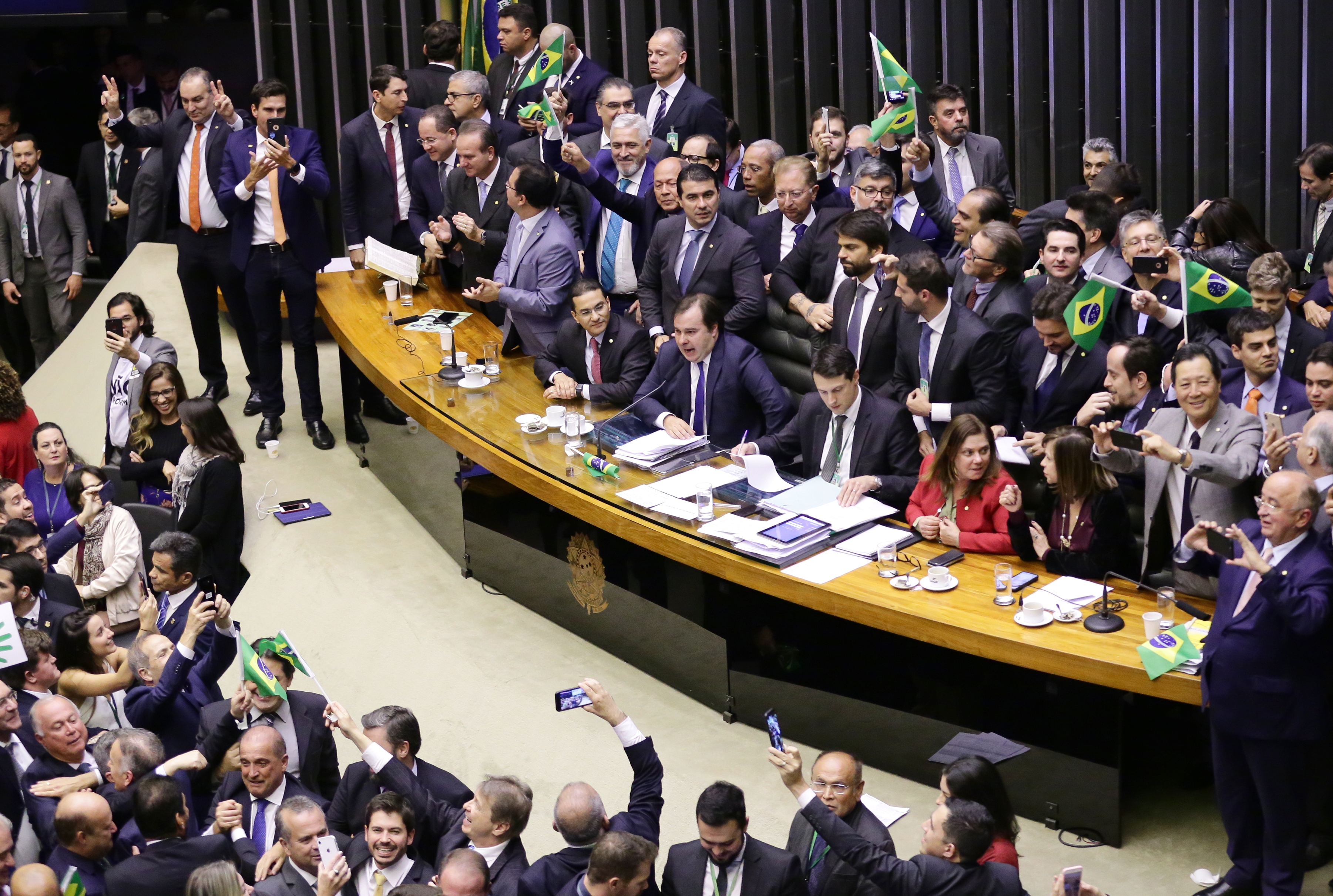 Em alto e bom som, Câmara dos Deputados diz sim à reforma da Previdência Em alto e bom som, Câmara dos Deputados diz sim à reforma da Previdência