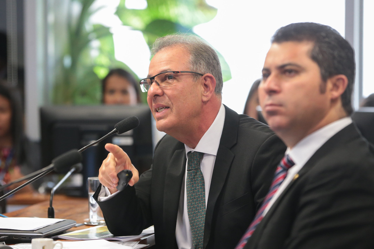 Indicação para novo ministro de Minas e Energia partirá do Senado, dizem fontes Indicação para novo ministro de Minas e Energia partirá do Senado, dizem fontes