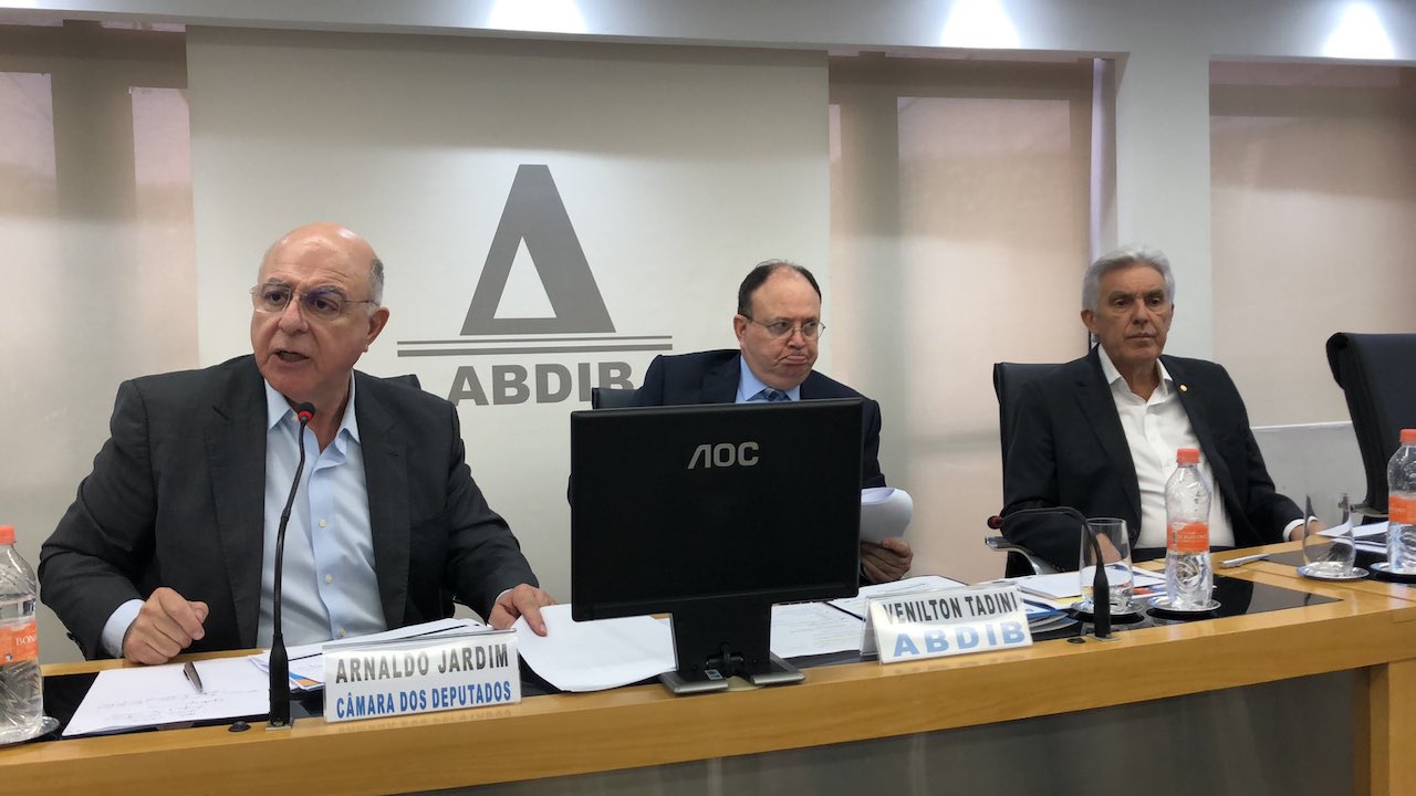 Reuniões com representantes do setor privado tentam afinar PL de concessões aprovado na Câmara Reuniões com representantes do setor privado tentam afinar PL de concessões aprovado na Câmara