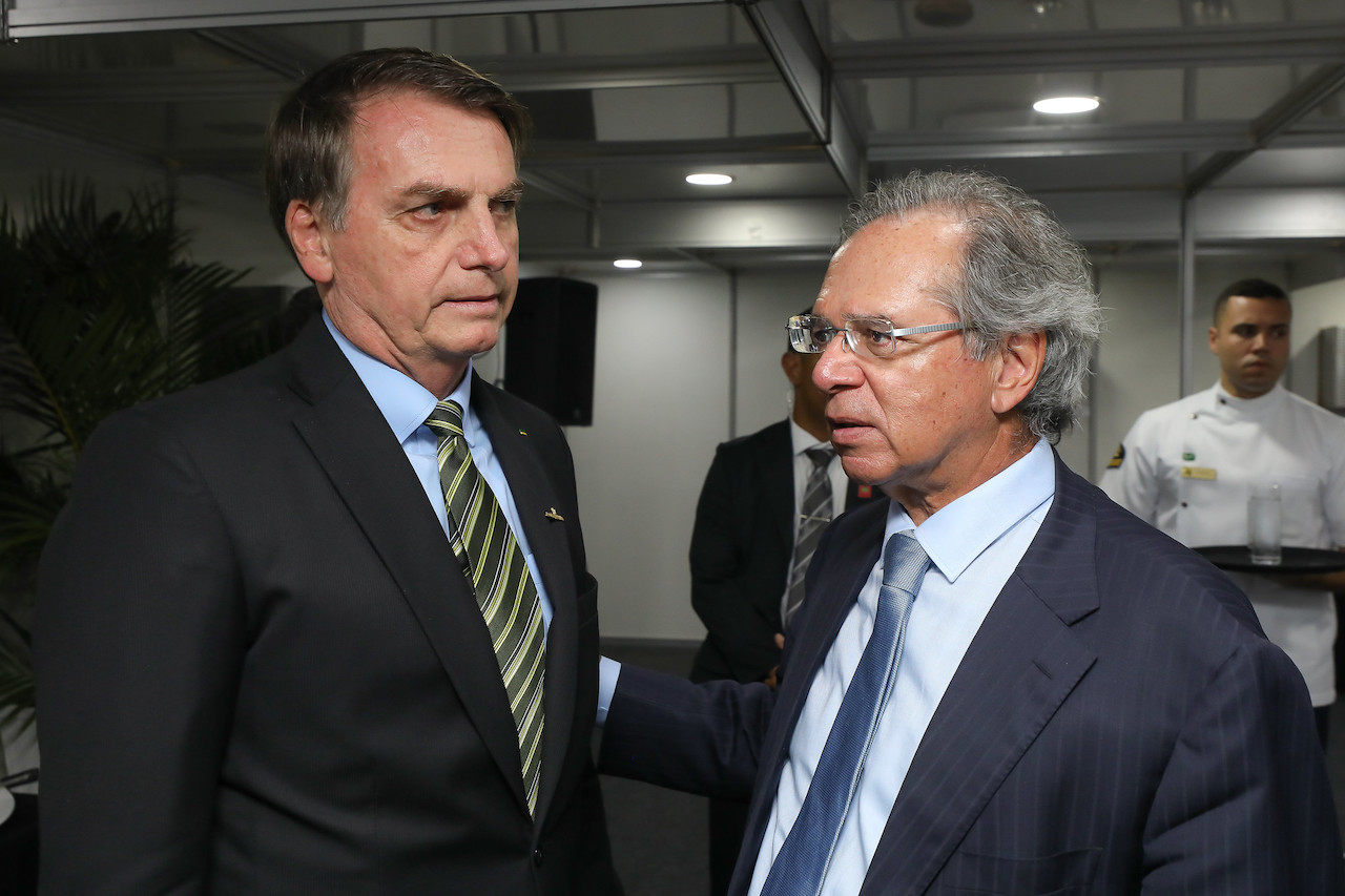 Governo desiste de subsídio na conta de energia para as igrejas evangélicas Governo desiste de subsídio na conta de energia para as igrejas evangélicas