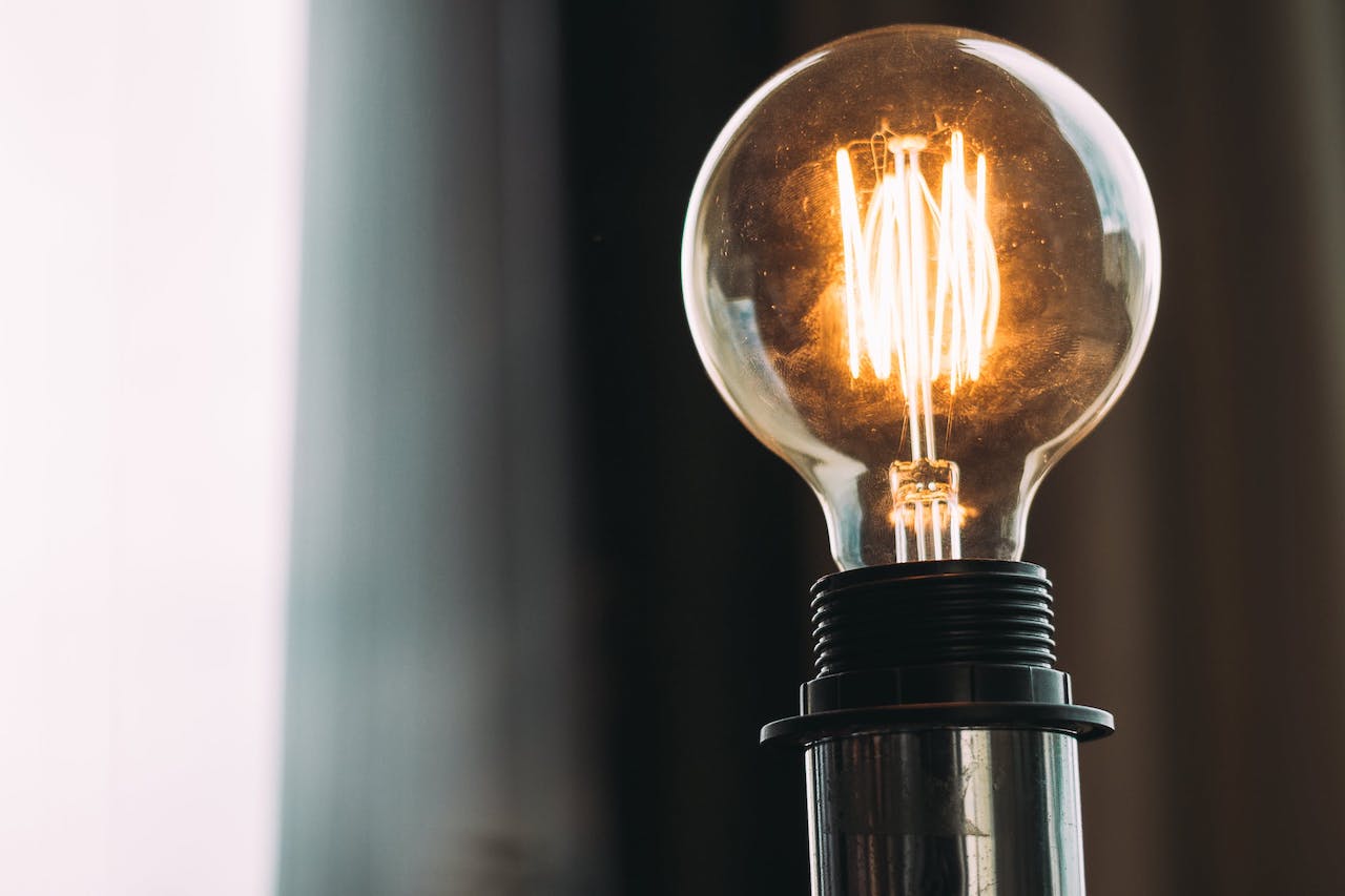 Consultoria projeta queda nas tarifas de energia em 2020 mesmo com más condições de geração Consultoria projeta queda nas tarifas de energia em 2020 mesmo com más condições de geração