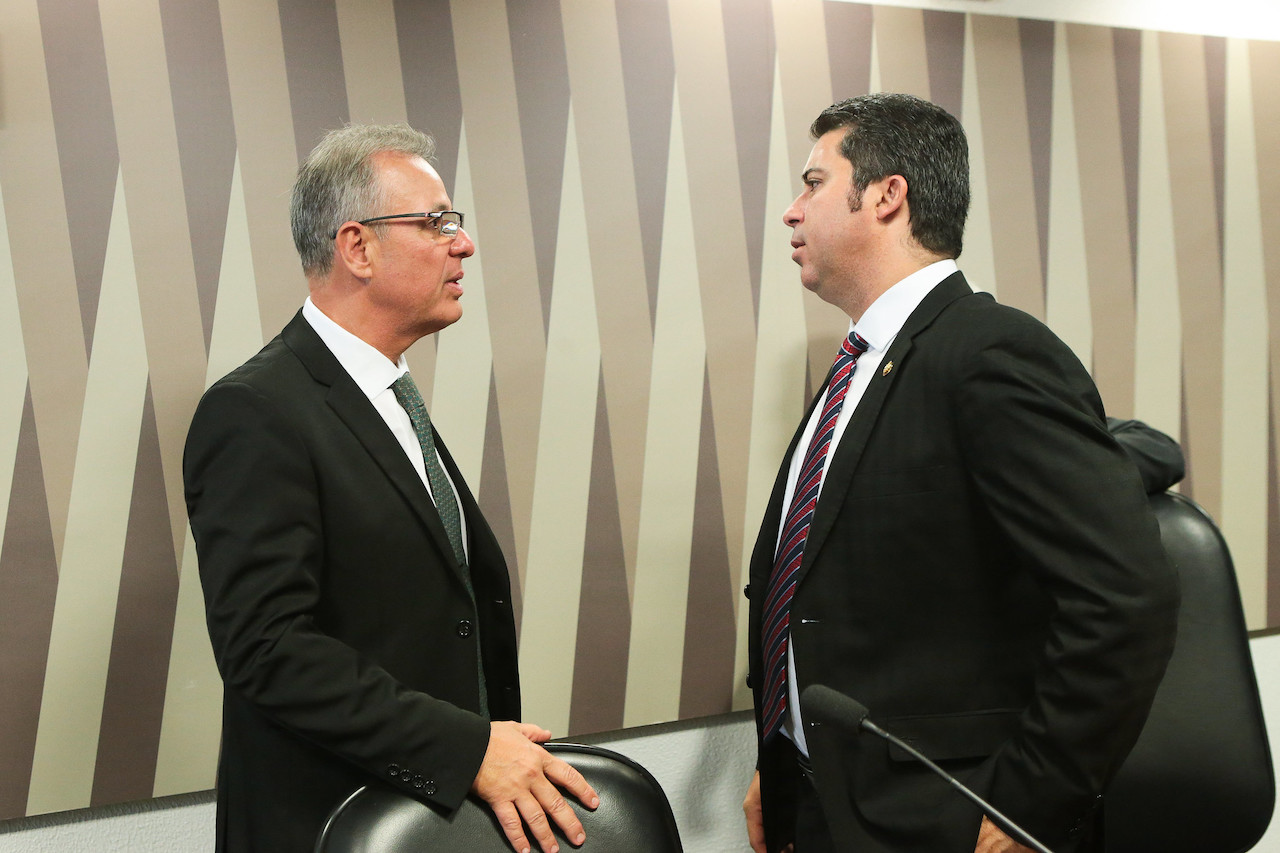 MME e Senado trabalham em medida provisória para custear tarifas de energia de consumidor de baixa renda por 3 meses MME e Senado trabalham em medida provisória para custear tarifas de energia de consumidor de baixa renda por 3 meses