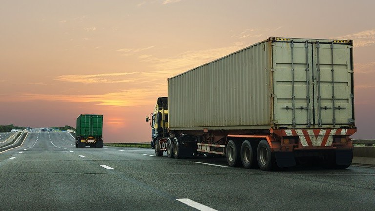 Covid-19 diminui em 26% transporte de carga rodoviária, de acordo com levantamento Covid-19 diminui em 26% transporte de carga rodoviária, de acordo com levantamento
