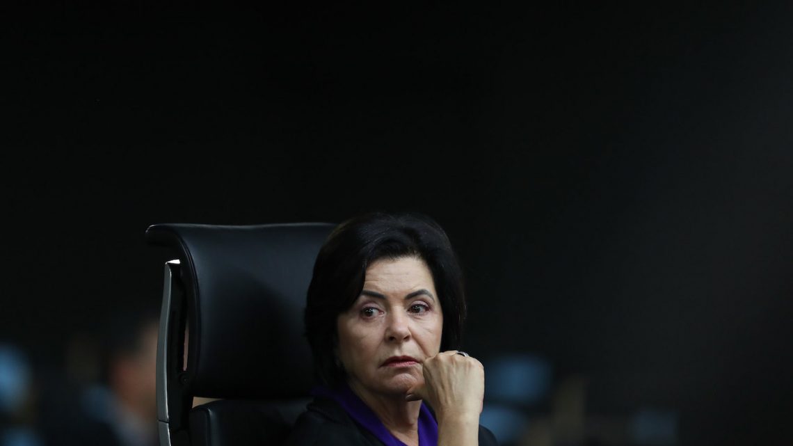 TCU diz que abastecimento de RR custa R$ 1,5 bi ao ano e dá 180 dias para MME apresentar novo plano TCU diz que abastecimento de RR custa R$ 1,5 bi ao ano e dá 180 dias para MME apresentar novo plano