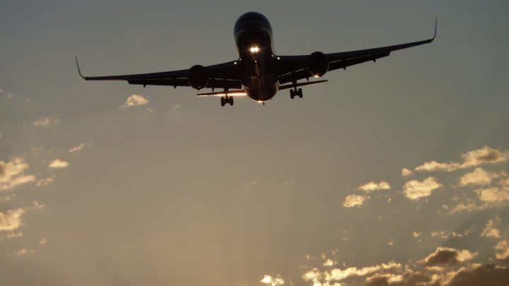 País tem capacidade de produzir bioquerosene de aviação para atender acima da demanda nacional, diz ministro
