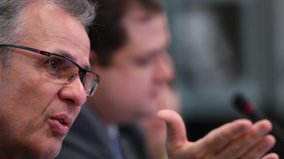 Ministro diz que subsídios incluídos em relatório da MP 950 podem encarecer a Conta-Covid Ministro diz que subsídios incluídos em relatório da MP 950 podem encarecer a Conta-Covid