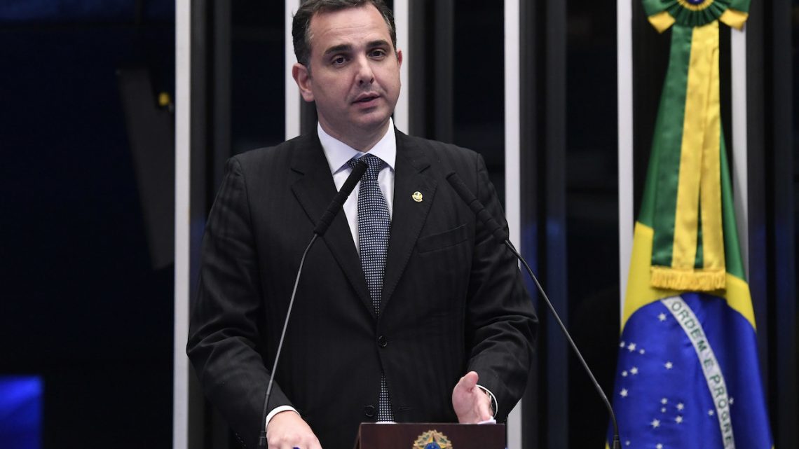 Senador encaminha à ANEEL pedido para que Cemig devolva impostos a consumidores Senador encaminha à ANEEL pedido para que Cemig devolva impostos a consumidores