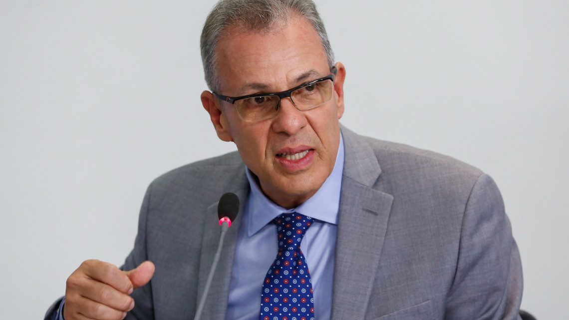 Ministro diz que Projeto de Lei da Eletrobras pode ampliar ‘descotização’ para outras empresas Ministro diz que Projeto de Lei da Eletrobras pode ampliar ‘descotização’ para outras empresas