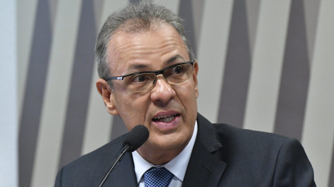 Ajuste em revisões tarifárias extraordinárias deve ser enviado ao Congresso como MP ou projeto de lei, diz ministro Ajuste em revisões tarifárias extraordinárias deve ser enviado ao Congresso como MP ou projeto de lei, diz ministro