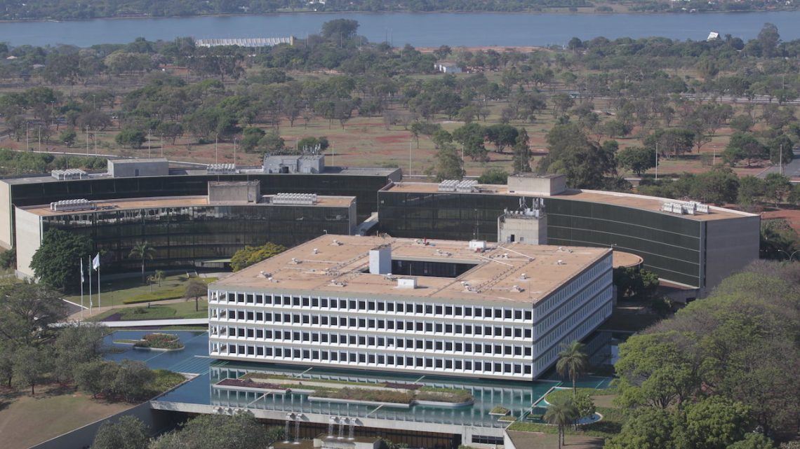 iNFRADebate: Responsabilidade oculta – os órgãos de controle como freios ao desenvolvimento brasileiro iNFRADebate: Responsabilidade oculta – os órgãos de controle como freios ao desenvolvimento brasileiro