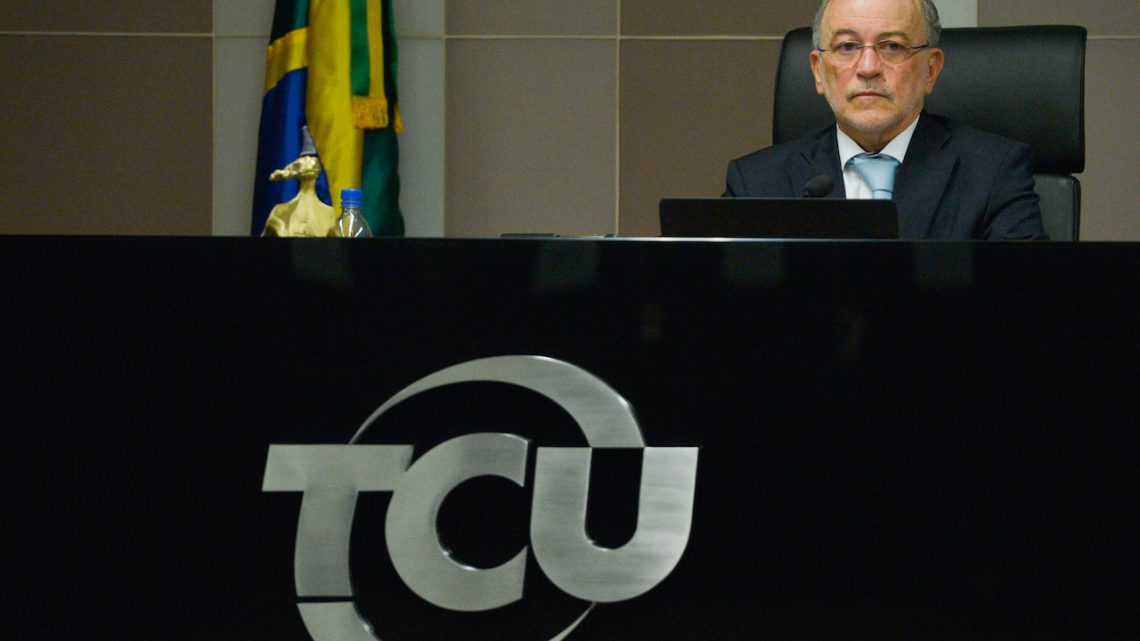 Modelo de outorga variável e falta de porto em proposta para concessão da Fiol são contestados Modelo de outorga variável e falta de porto em proposta para concessão da Fiol são contestados