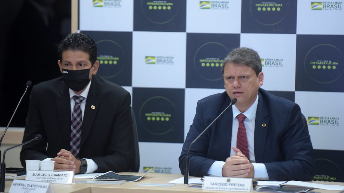 Projeção de R$ 138 bi em concessões para 2021 é quatro vezes maior do que resultado dos dois últimos anos Projeção de R$ 138 bi em concessões para 2021 é quatro vezes maior do que resultado dos dois últimos anos