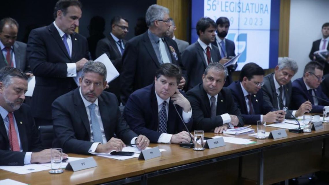 Como a disputa pela Câmara pode influenciar os projetos do setor elétrico Como a disputa pela Câmara pode influenciar os projetos do setor elétrico