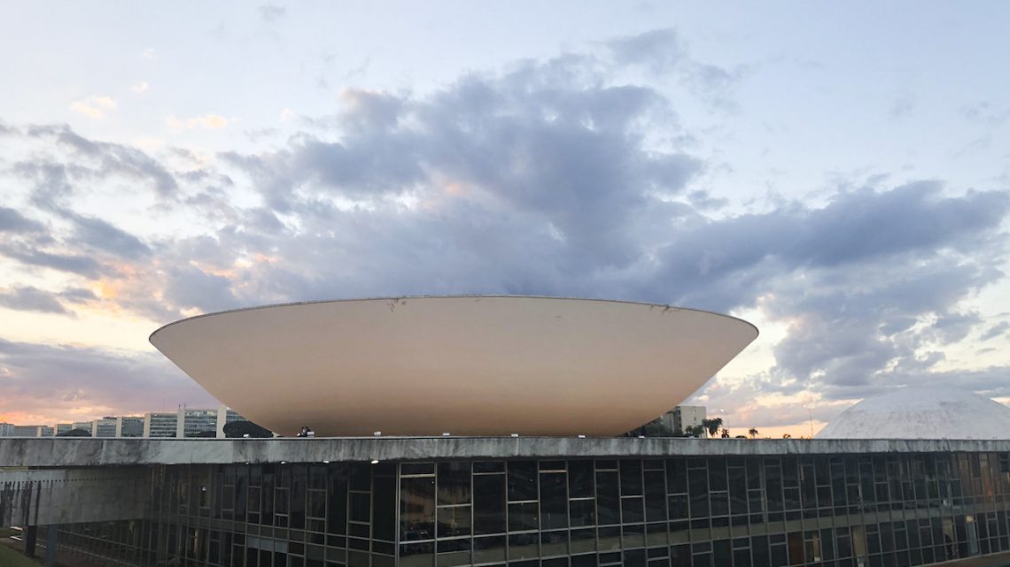 Câmara deve votar PL 414 na segunda quinzena de novembro, dizem deputados Câmara deve votar PL 414 na segunda quinzena de novembro, dizem deputados