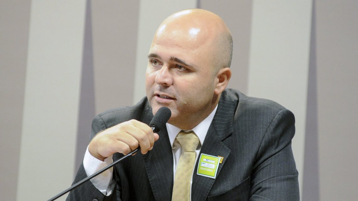 iNFRADebate: BR do Mar e quem vem pela contramão iNFRADebate: BR do Mar e quem vem pela contramão