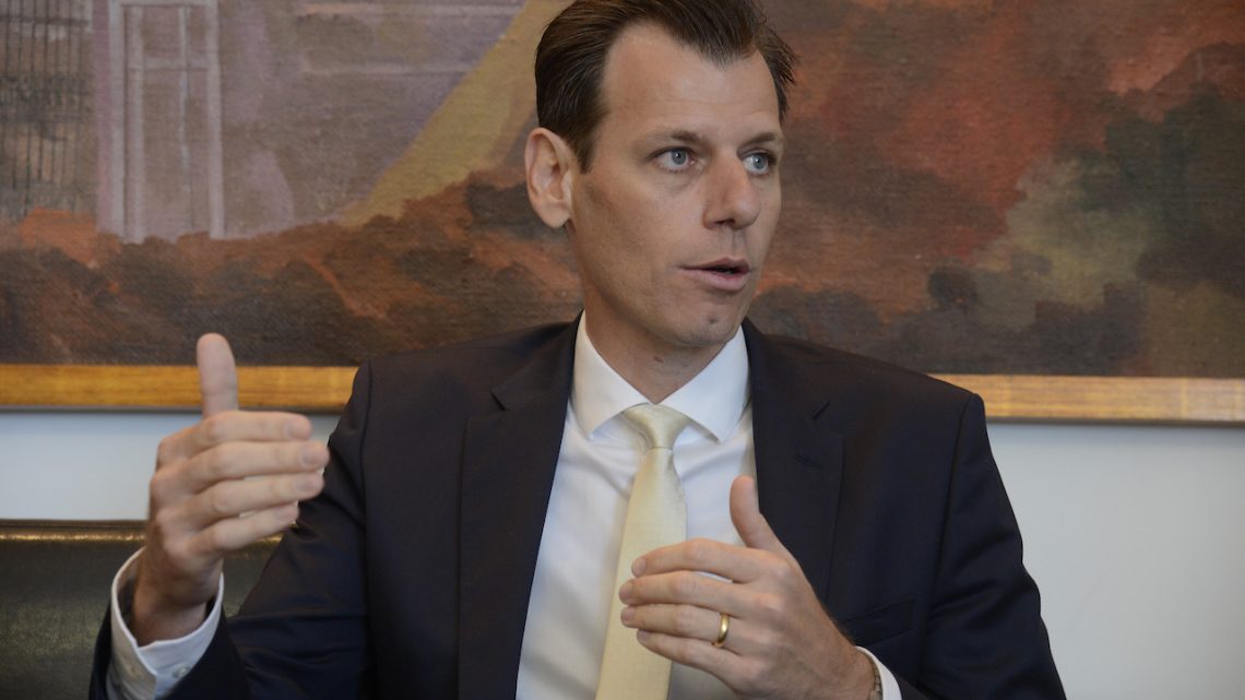 Governo diversifica gestores e alcança R$ 1 bi em gasto orçamentário com aviação regional Governo diversifica gestores e alcança R$ 1 bi em gasto orçamentário com aviação regional