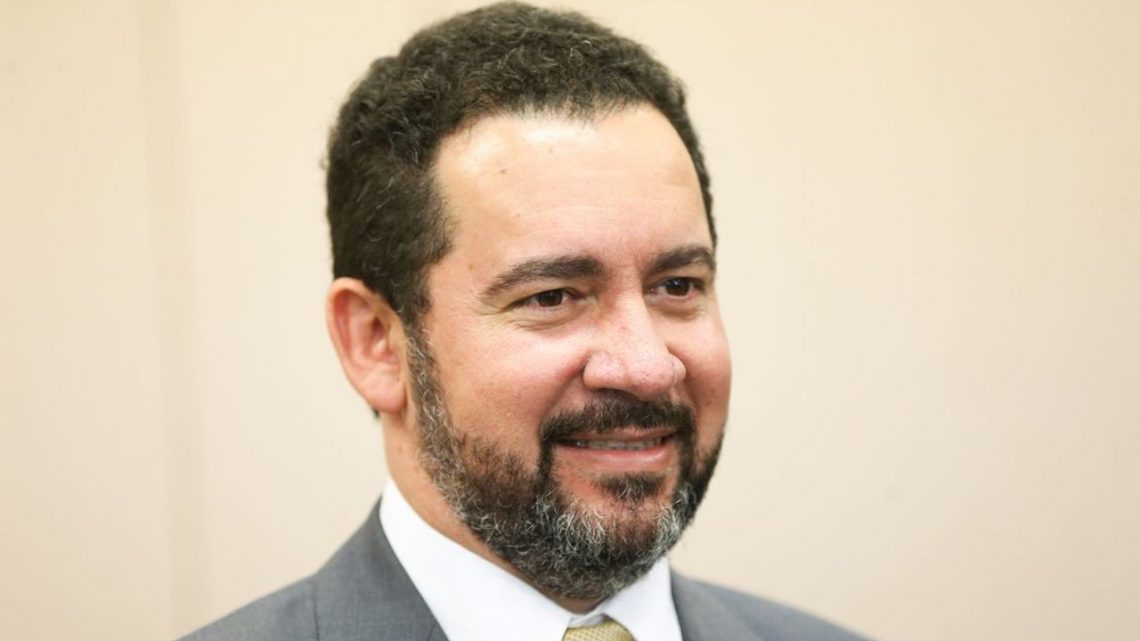 Associação cria plataforma de negócios para o setor aeroportuário Associação cria plataforma de negócios para o setor aeroportuário