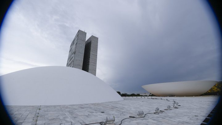 MP com redução de impostos para empresas aéreas deve ser alterada no Senado