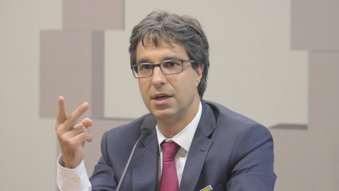 PSR sugere encargo para custos de abertura do mercado em estudo ao Ministério da Economia PSR sugere encargo para custos de abertura do mercado em estudo ao Ministério da Economia