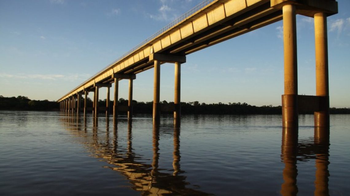 Considerada prioritária, ponte entre Brasil e Argentina tem licitação fracassada no DNIT Considerada prioritária, ponte entre Brasil e Argentina tem licitação fracassada no DNIT