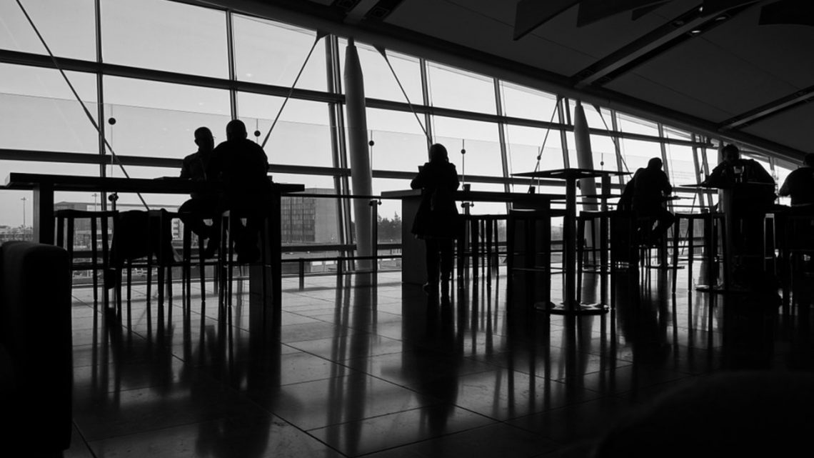 iNFRADebate: A exploração de receitas não-tarifárias como atrativo para as concessões de aeroporto no Brasil iNFRADebate: A exploração de receitas não-tarifárias como atrativo para as concessões de aeroporto no Brasil