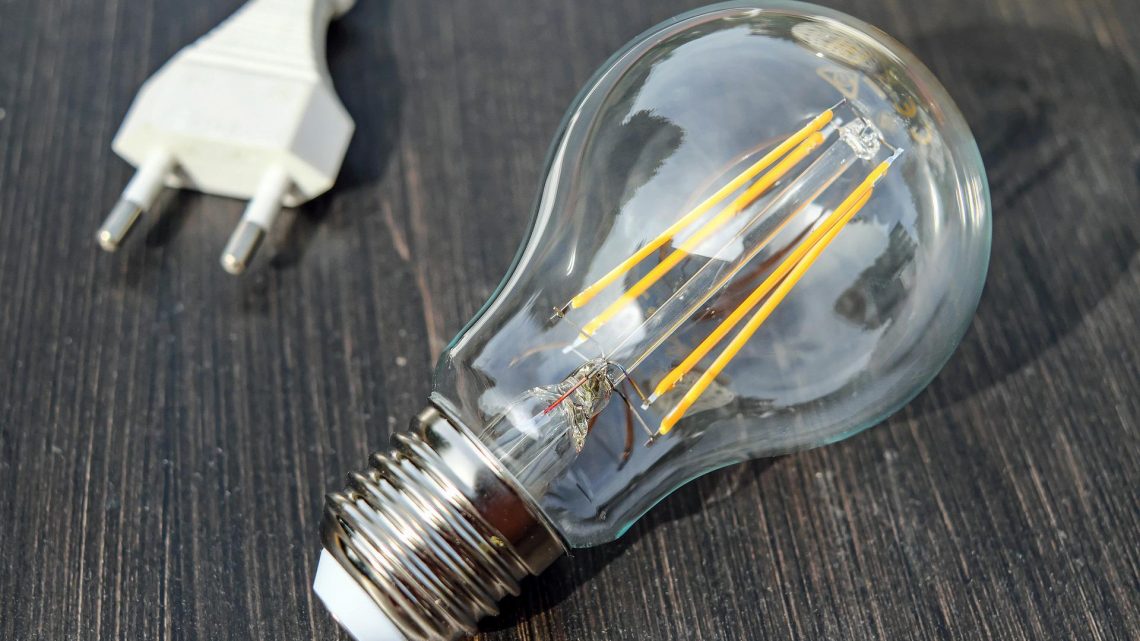 Governo, Congresso e distribuidoras buscam medidas para mitigar alta das tarifas de energia Governo, Congresso e distribuidoras buscam medidas para mitigar alta das tarifas de energia