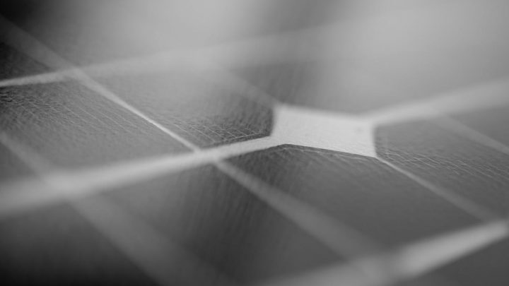 Análise: Setor busca a padronização de equipamentos de GD solar no Brasil para evitar blecautes como na Europa