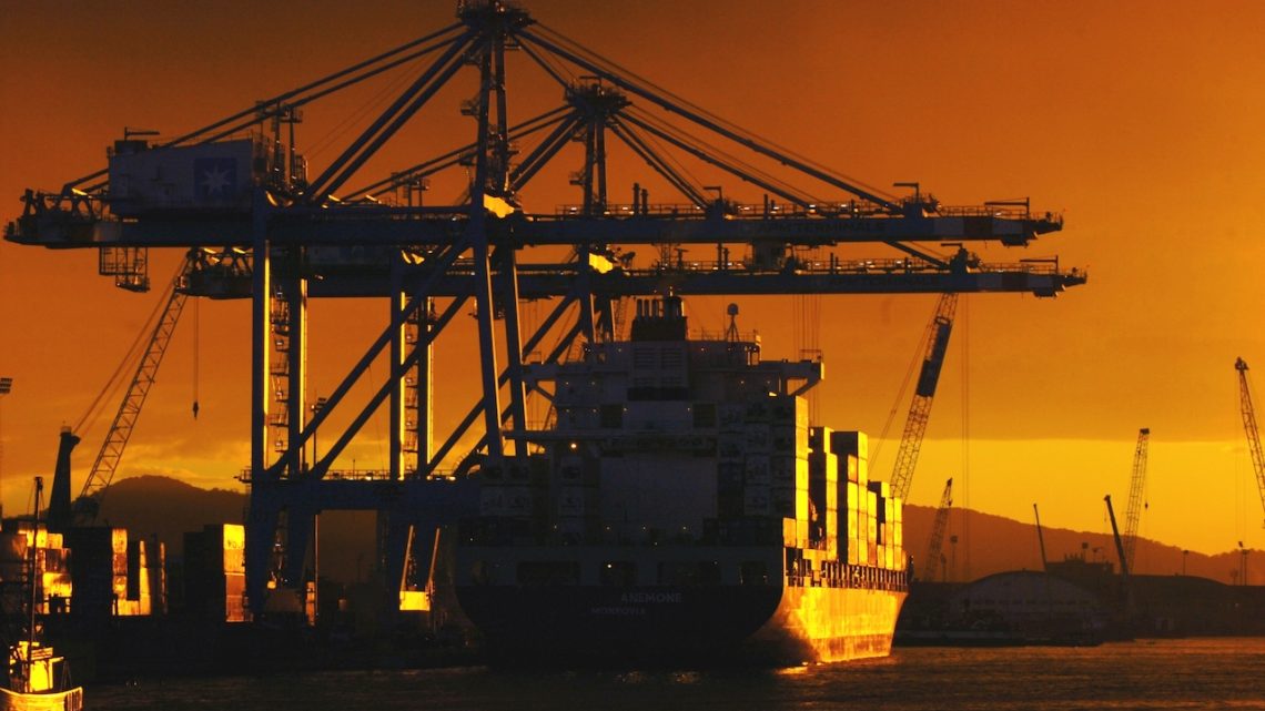 Governo ainda tenta licitar Porto de Itajaí; Santos não tem condições para seguir Governo ainda tenta licitar Porto de Itajaí; Santos não tem condições para seguir