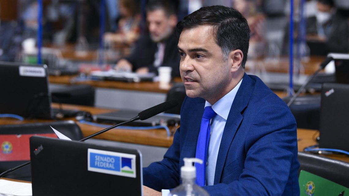 Novo diretor-geral da ANEEL quer acelerar discussão sobre decisões monocráticas e limite para pedidos de vista Novo diretor-geral da ANEEL quer acelerar discussão sobre decisões monocráticas e limite para pedidos de vista