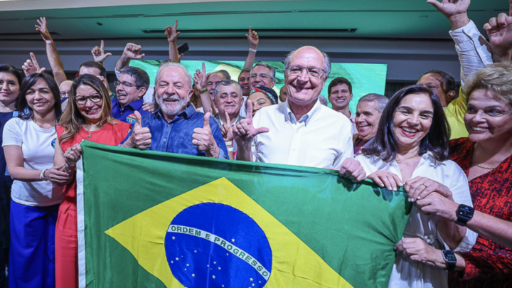 Lula prega união e quer reunião com governadores para discutir obras prioritárias nos estados