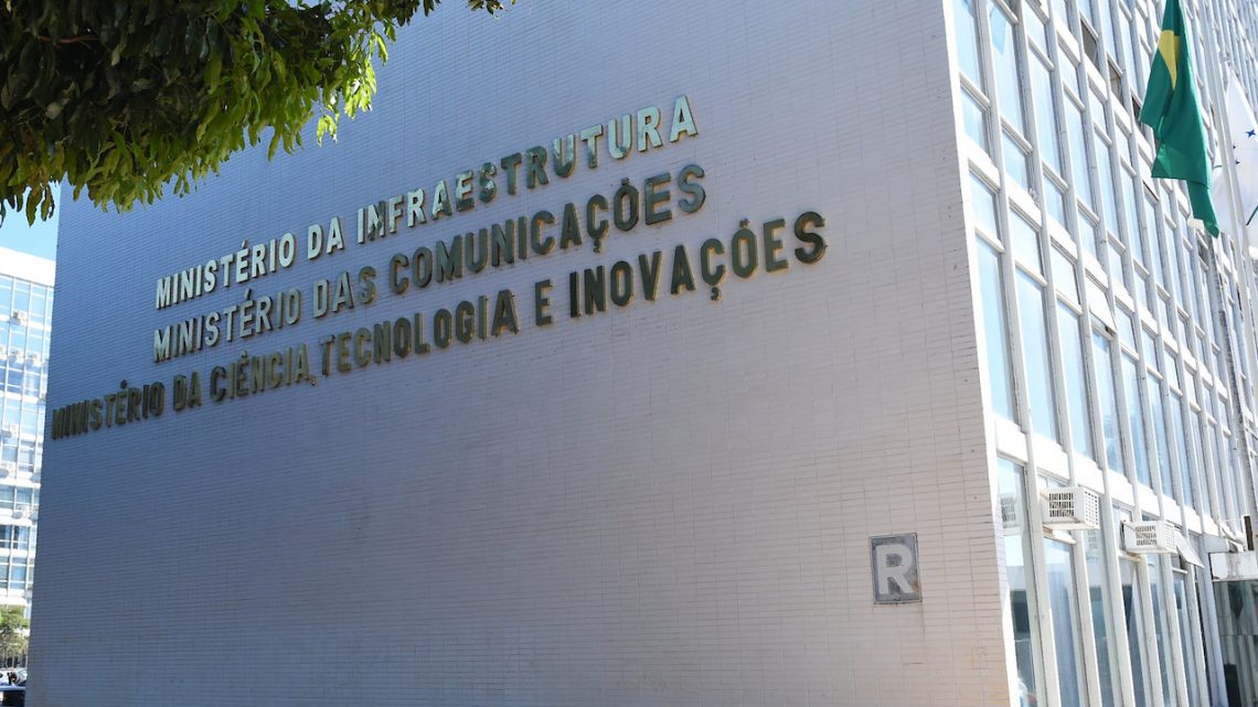 Infraestrutura tenta correr para preencher vagas em agências, sem garantia que vá conseguir Infraestrutura tenta correr para preencher vagas em agências, sem garantia que vá conseguir