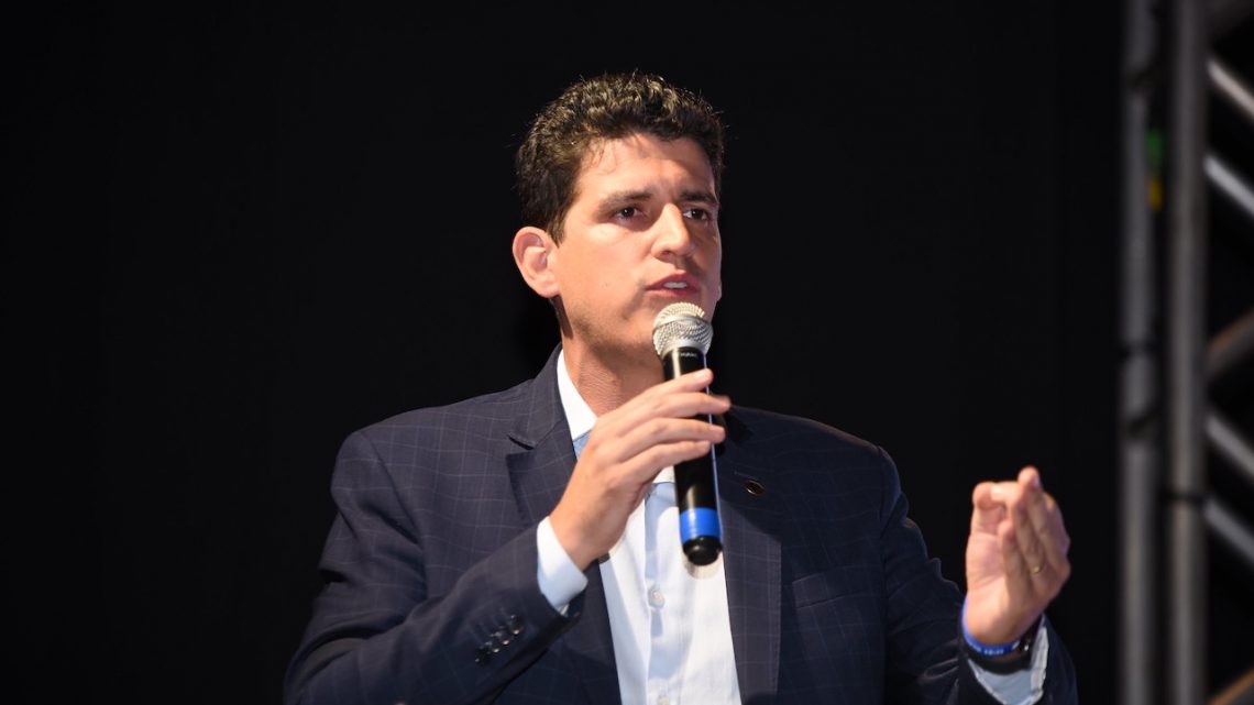 Em posse nas agências, ministro verbaliza preocupações com “retrocessos” na infraestrutura Em posse nas agências, ministro verbaliza preocupações com “retrocessos” na infraestrutura