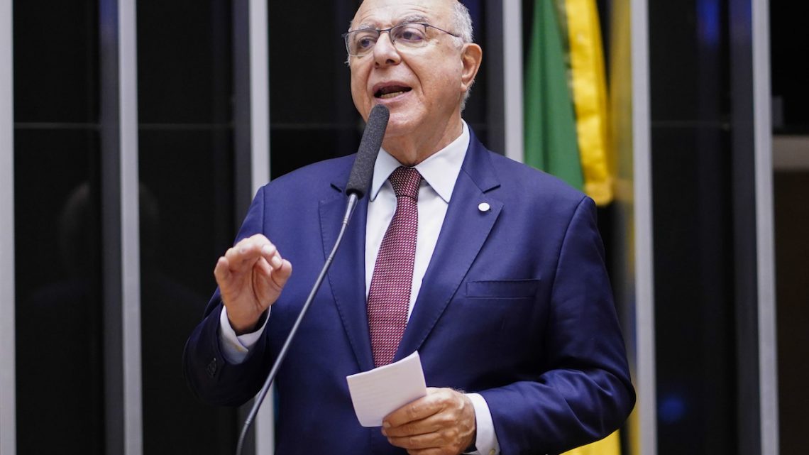 Deputado defende desoneração de investimentos na reforma tributária Deputado defende desoneração de investimentos na reforma tributária