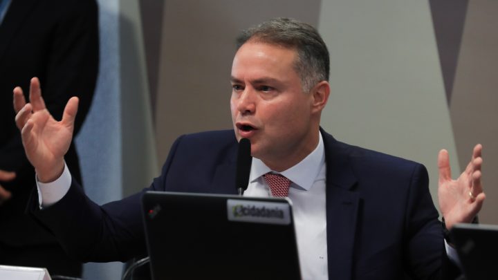 Renan Filho pede apoio para destravar investimento de R$ 13 bi nas rodovias em devolução